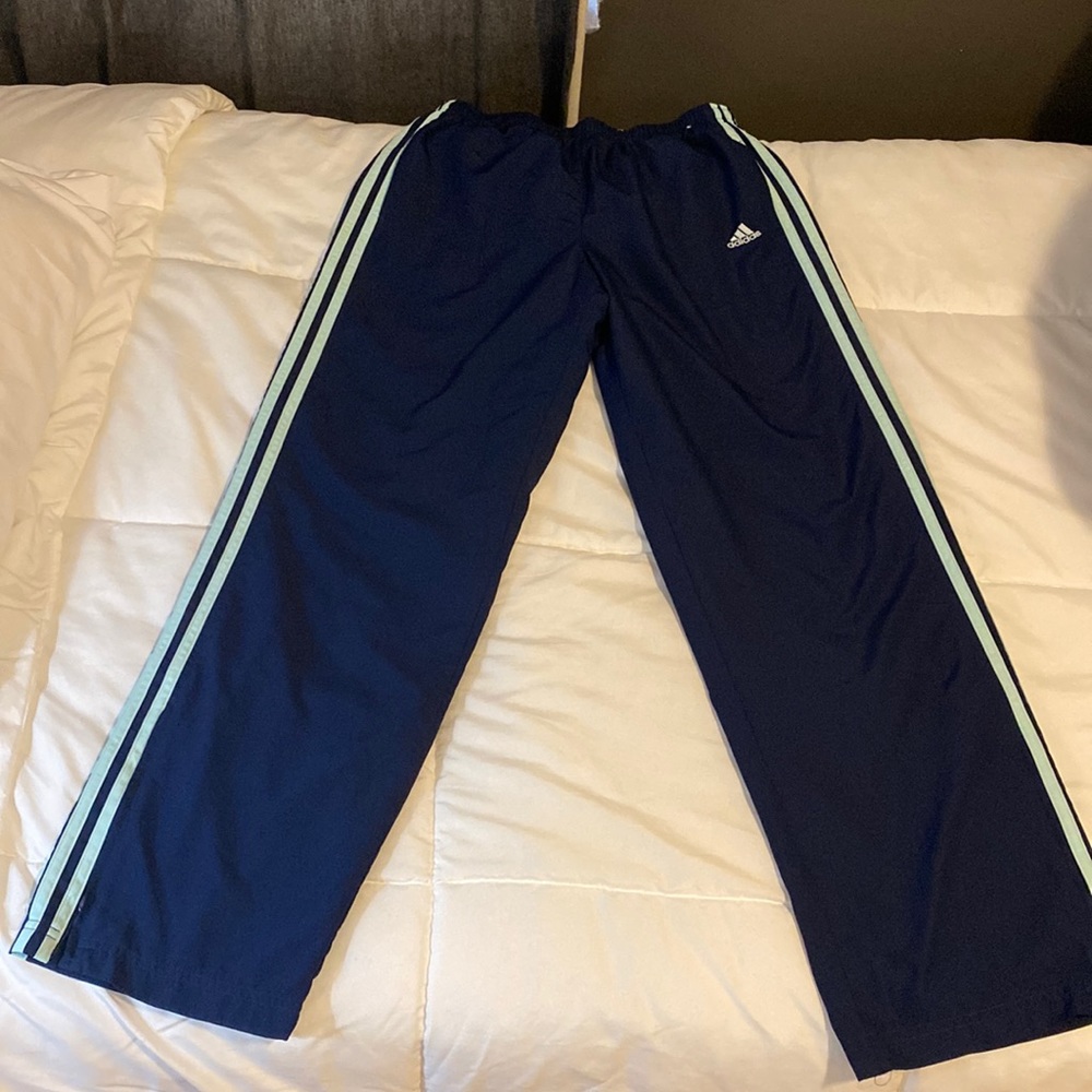 Adidas navy blue / light blue joggers 💙